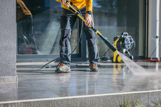 Best Solar Panel Cleaning  in Bay Hill, FL